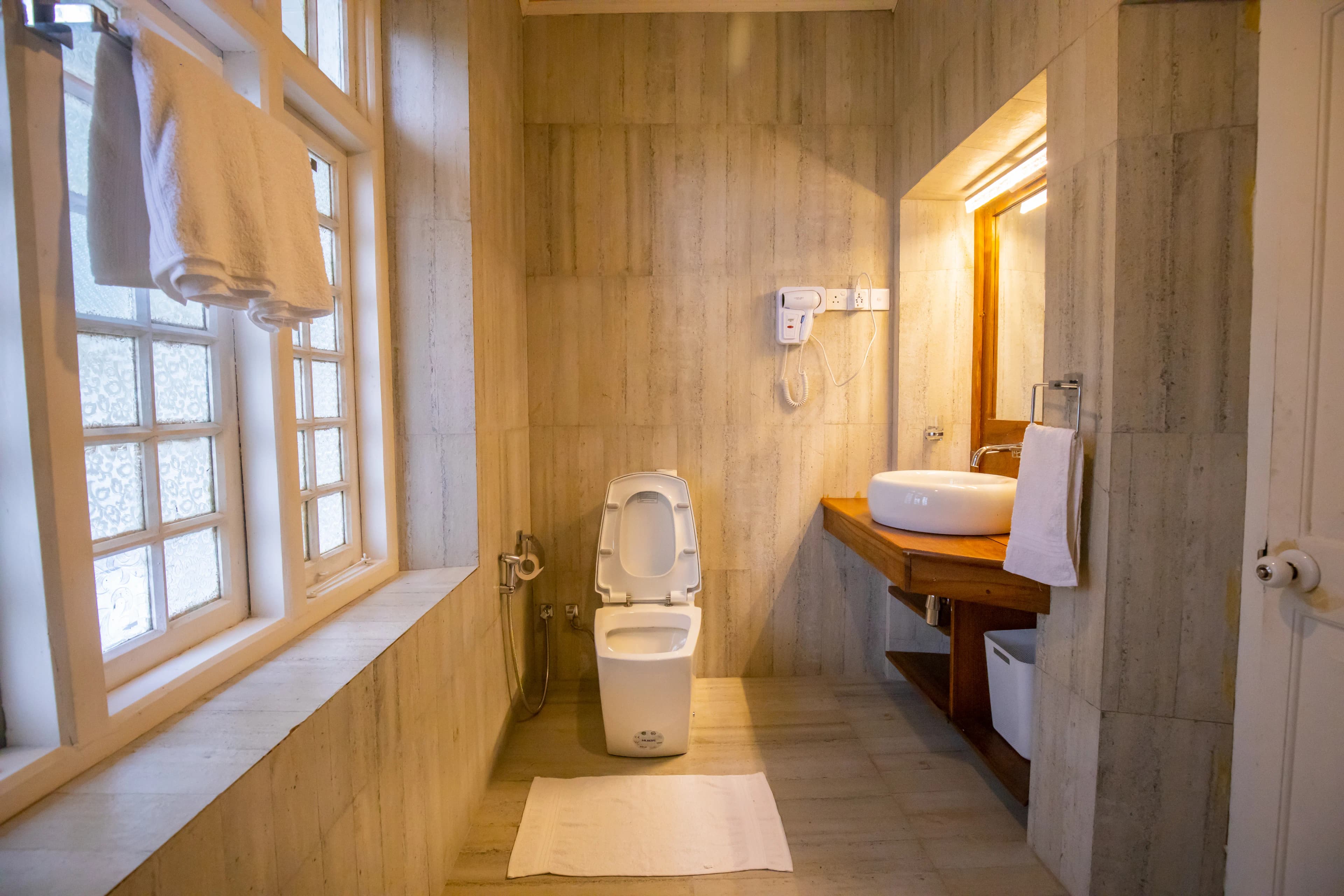 Suite view 2