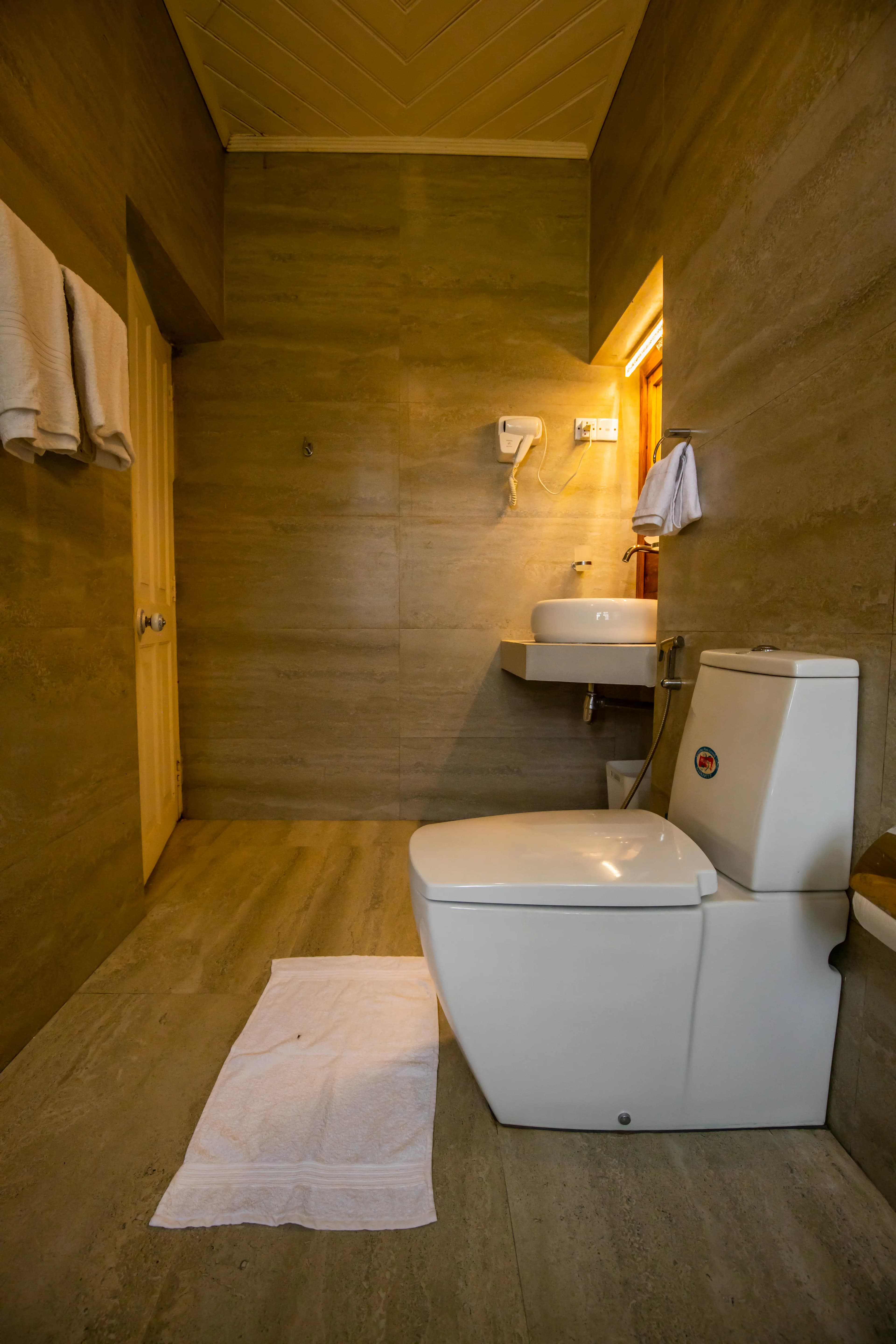 Suite view 3