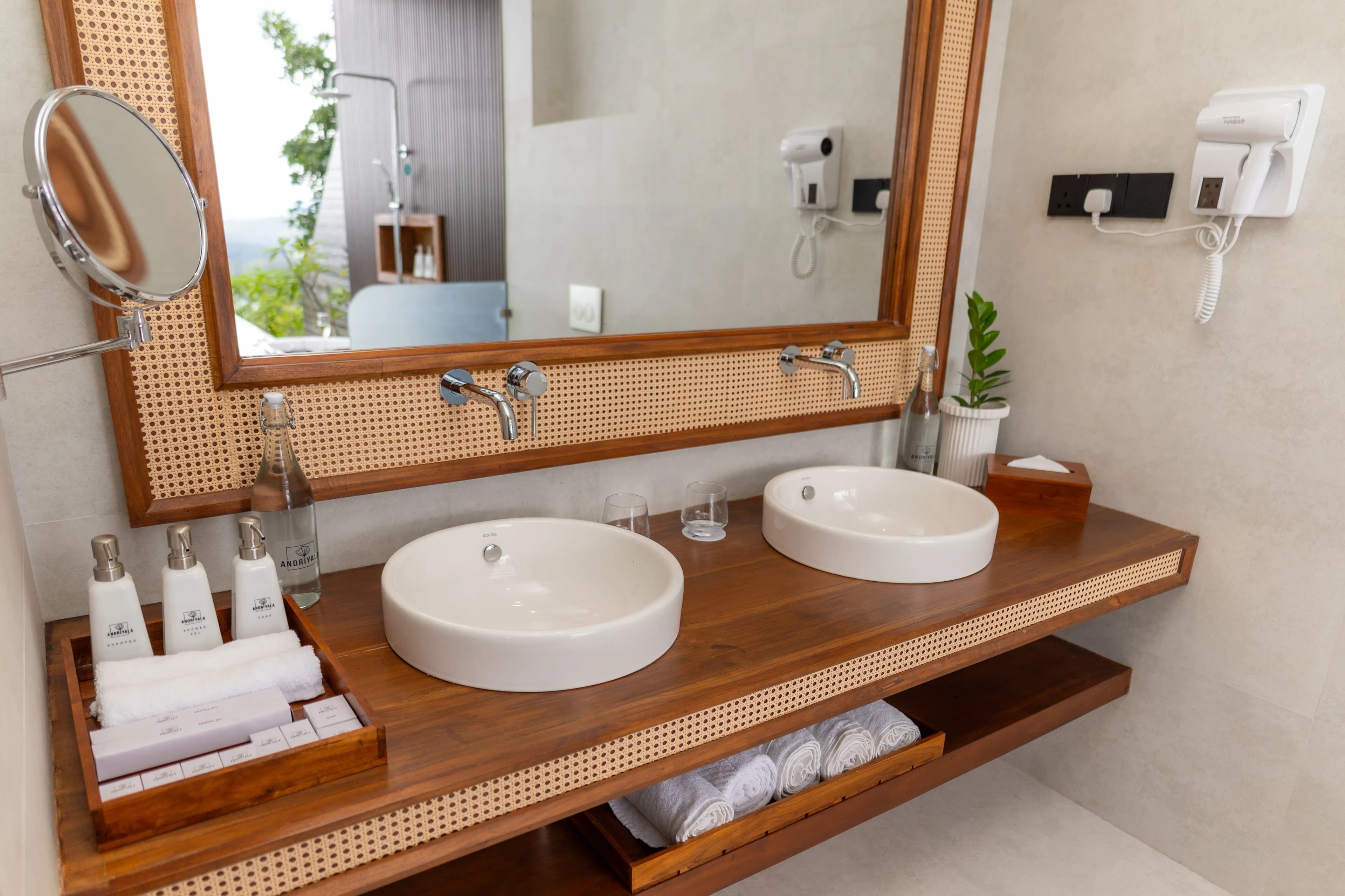 Suite view 8