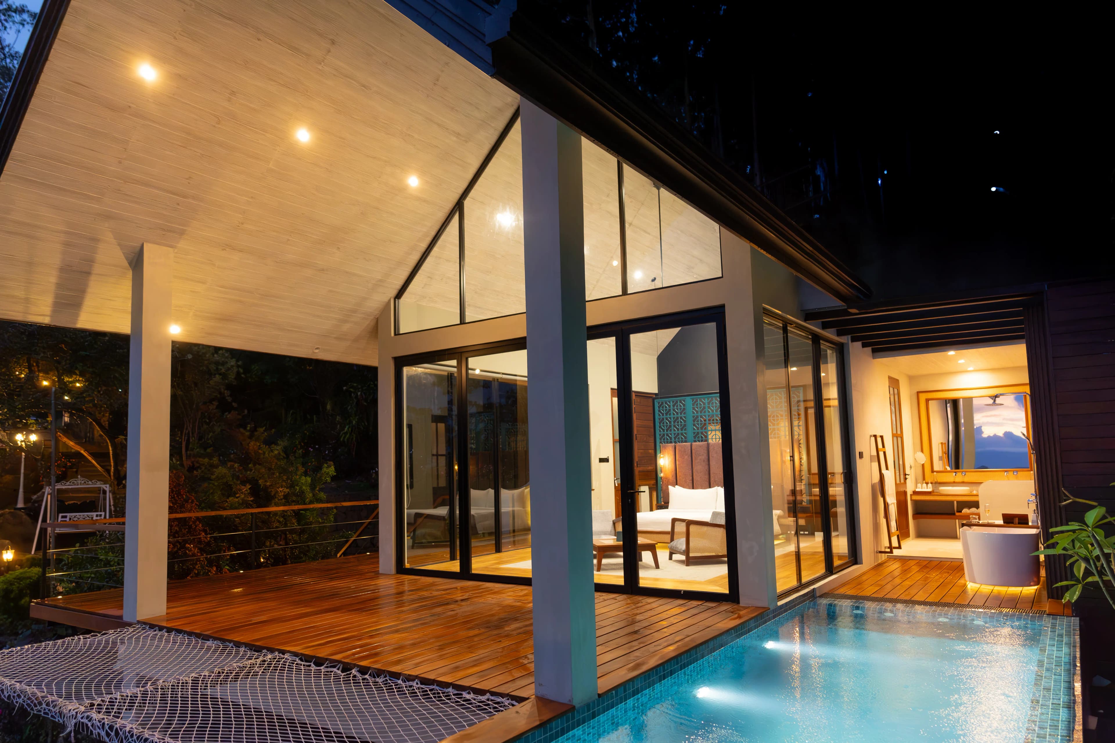 Suite view 14